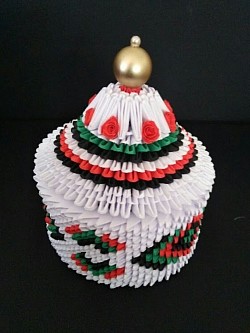 Boîte à bijoux avec un  couvercle en forme de cloche - REF : 0113 - Prix : 25,00€