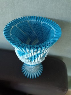 Grand Vase  forme spirale - REF : 0 181- Prix : 30,00€ - Hauteur + ou - 30,cm ❌